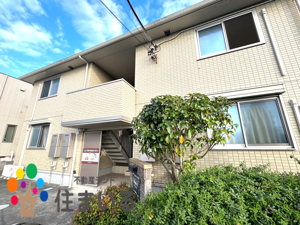 建物外観　※写真は同型タイプとなります