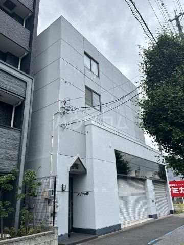 名古屋市中村区井深町のマンションの建物外観