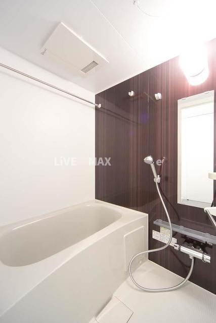 バス・シャワールーム　★弊社は仲介手数料・半月分+税でご紹介可能です★