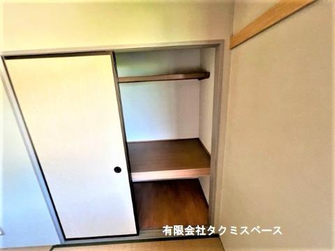 収納　押入れ