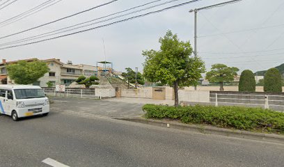 【ガーディニアシティ上富井の小学校】