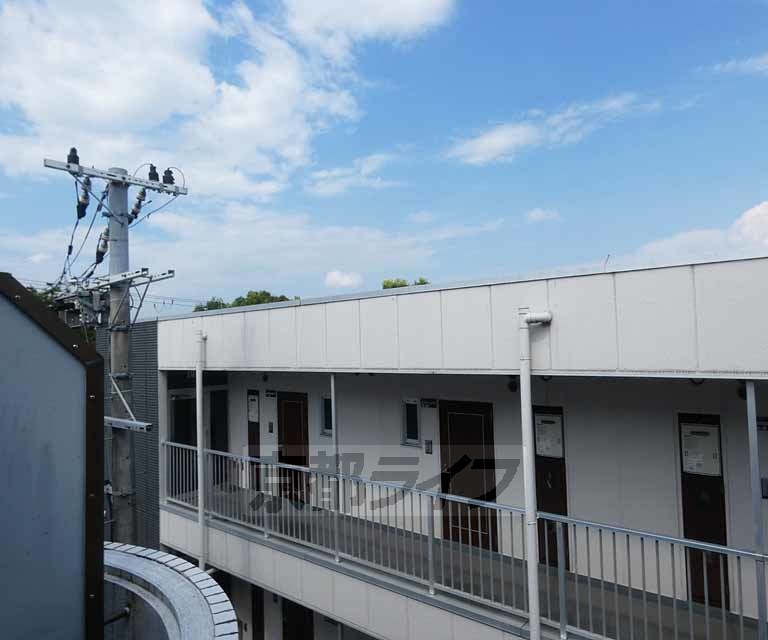 【京都市伏見区深草西浦町８丁目のマンションの眺望】