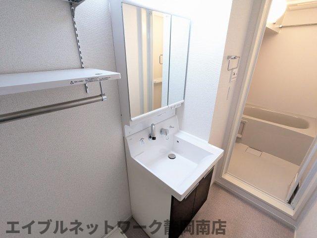 洗面設備　洗面所です