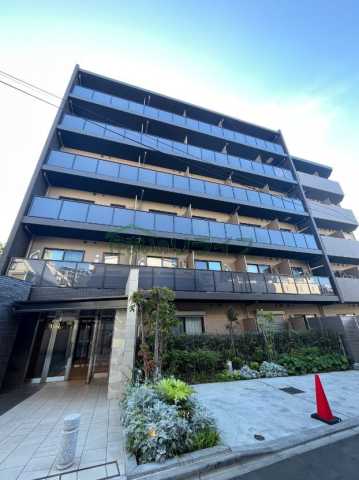 新宿区高田馬場のマンションの建物外観