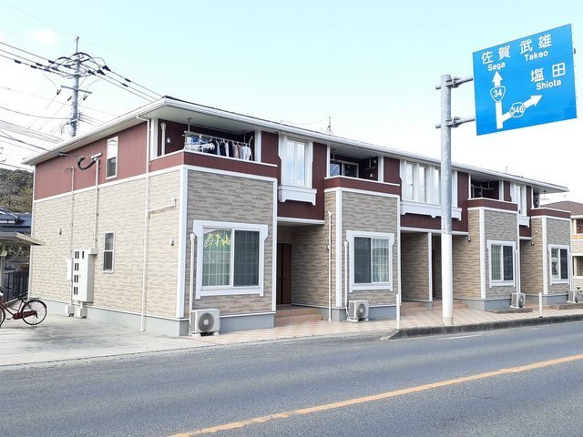 嬉野市嬉野町大字下宿のアパートの建物外観