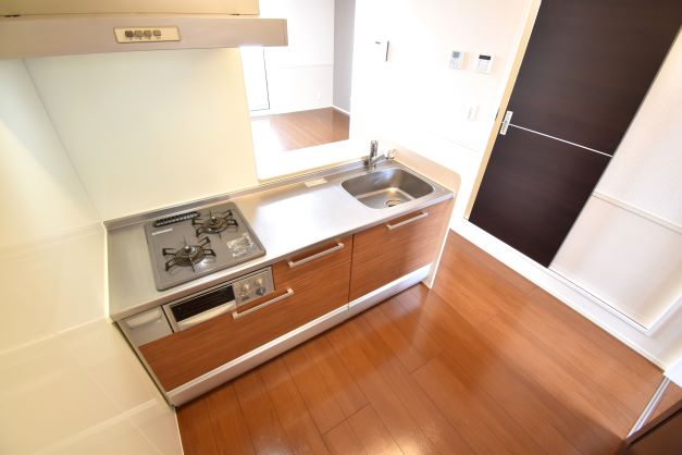 キッチン　対面システムキッチン