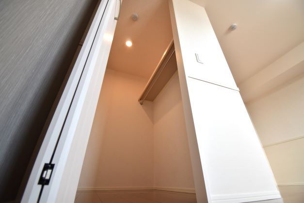 収納　ウォークインクローゼット