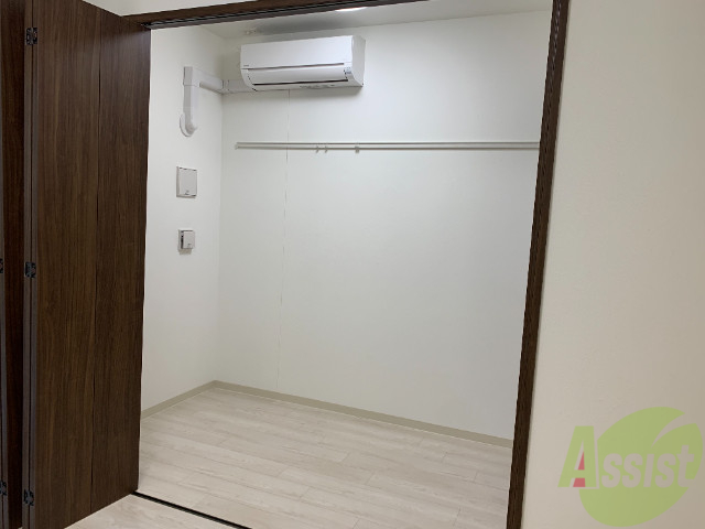 その他部屋・スペース　こちら２帖の洋室を寝室にしてはいかがでしょうか。