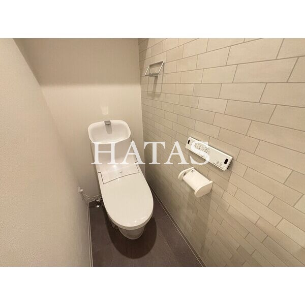 トイレ　同型タイプのお写真です。