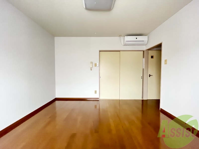 その他部屋・スペース　お部屋は暖かい陽射しが差し込むので、リラックスできます。