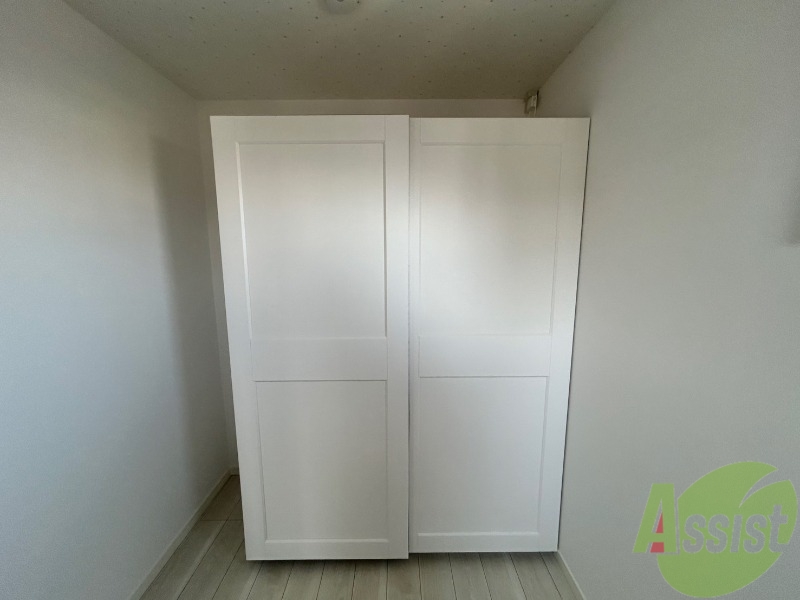 収納　大人が入れるほどの高さがある収納も付いています