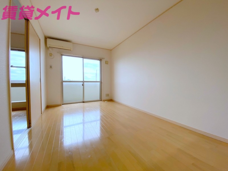 居室・リビング　同物件別部屋参考