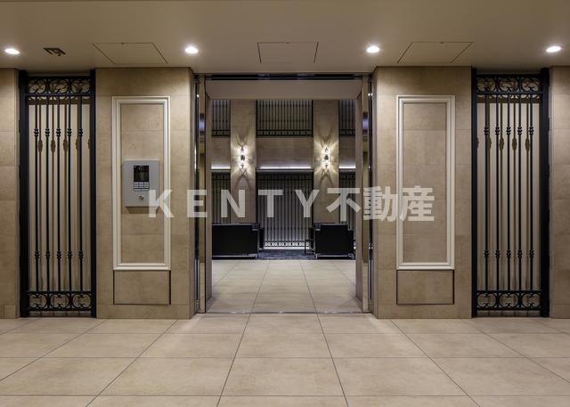 エントランス　建物の内部です