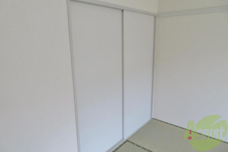 収納　収納は広さが有って良い感じです。中身も気になりますね。