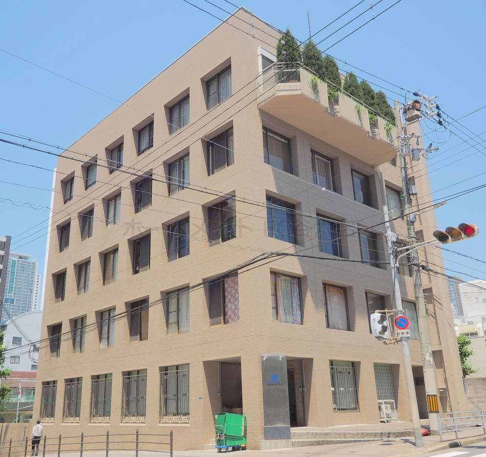 建物外観　グランド・ソレイユ