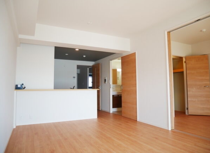 居室・リビング　同ハウスメーカー施工の類似物件参考写真です