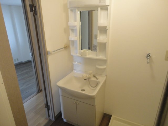 洗面設備　洗髪洗面化粧台