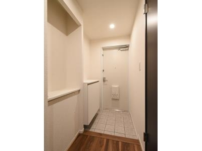 玄関　別部屋参考写真です