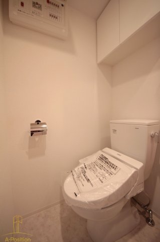 トイレ　セレニテ本町グランデ