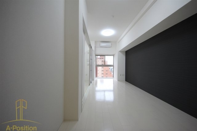 居室・リビング　セレニテ本町グランデ