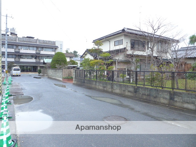 その他　前面道路（その他）まで0m