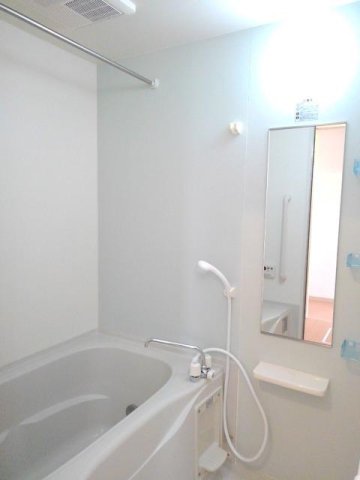 バス・シャワールーム　きれいなお風呂です