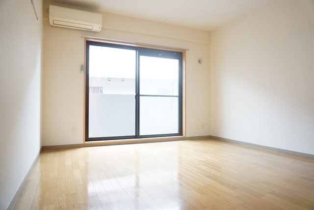 居室・リビング　★★１０帖の居室です★★※同タイプ参考写真