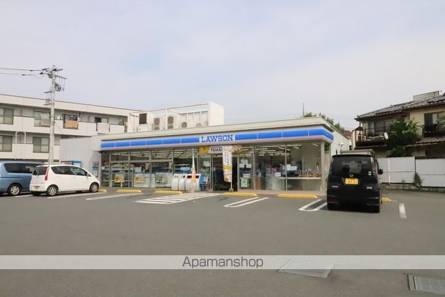 コンビニ　ローソン（コンビニ）まで843m