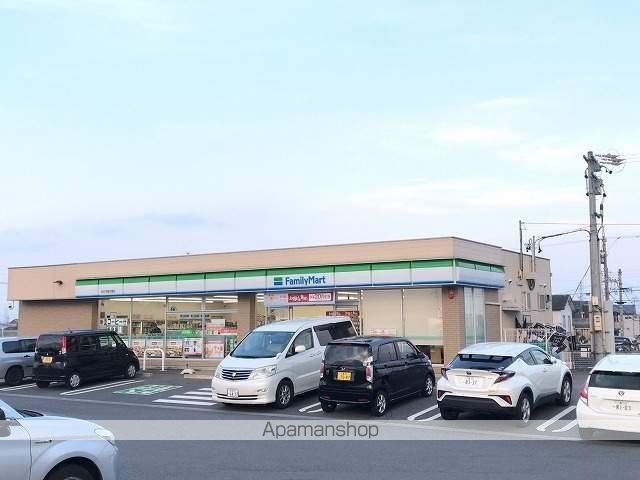 コンビニ　ファミリーマート（コンビニ）まで2191m
