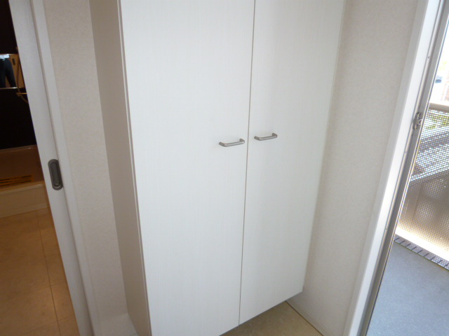 玄関　シューズボックス