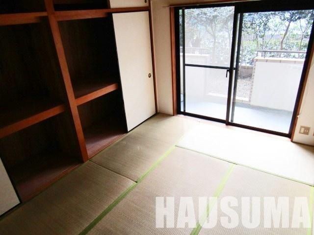 居室・リビング　※反転タイプ