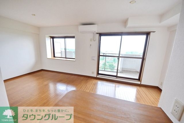 居室・リビング　開放感のあるリビングです