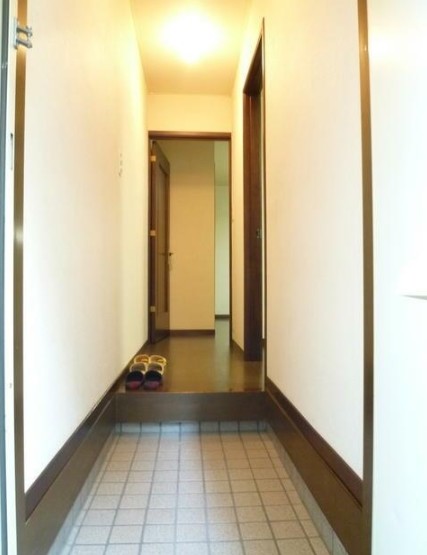 玄関　※他部屋参考写真