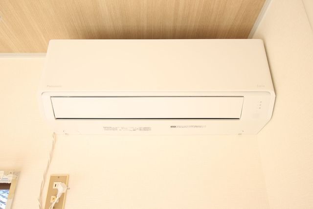 その他設備　エアコン備え付け