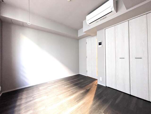 バルコニー　◆エアコン付き・６．１帖の洋室◆