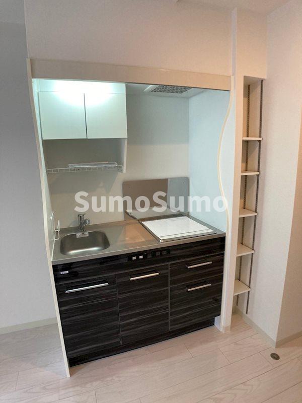 キッチン　コンパクトなキッチンで掃除もラクラク