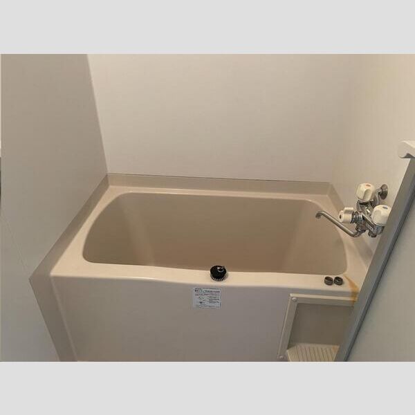 バス・シャワールーム　お風呂です