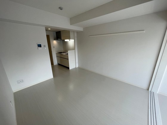 居室・リビング　※別号室のお写真です。