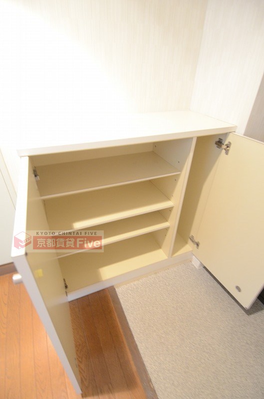 その他設備　シューズボックス