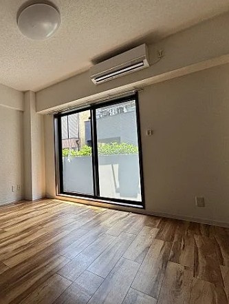 居室・リビング　別タイプ部屋　参考写真です