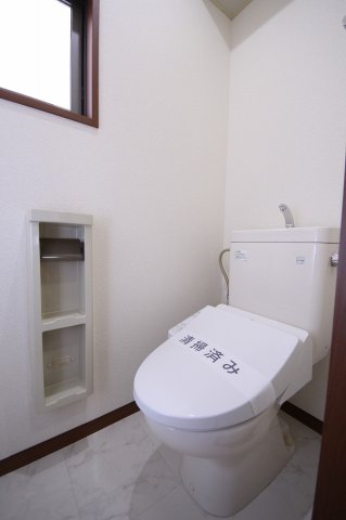 トイレ　シンプルで使いやすいトイレです