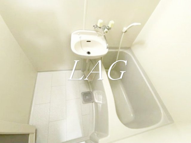 バス・シャワールーム　お風呂です。