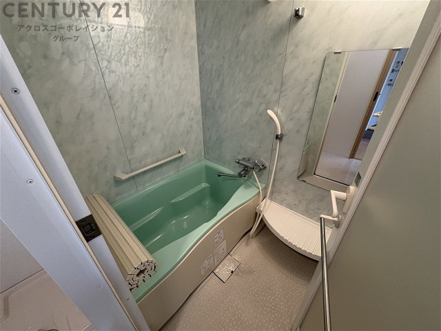 バス・シャワールーム　オシャレな浴室です☆