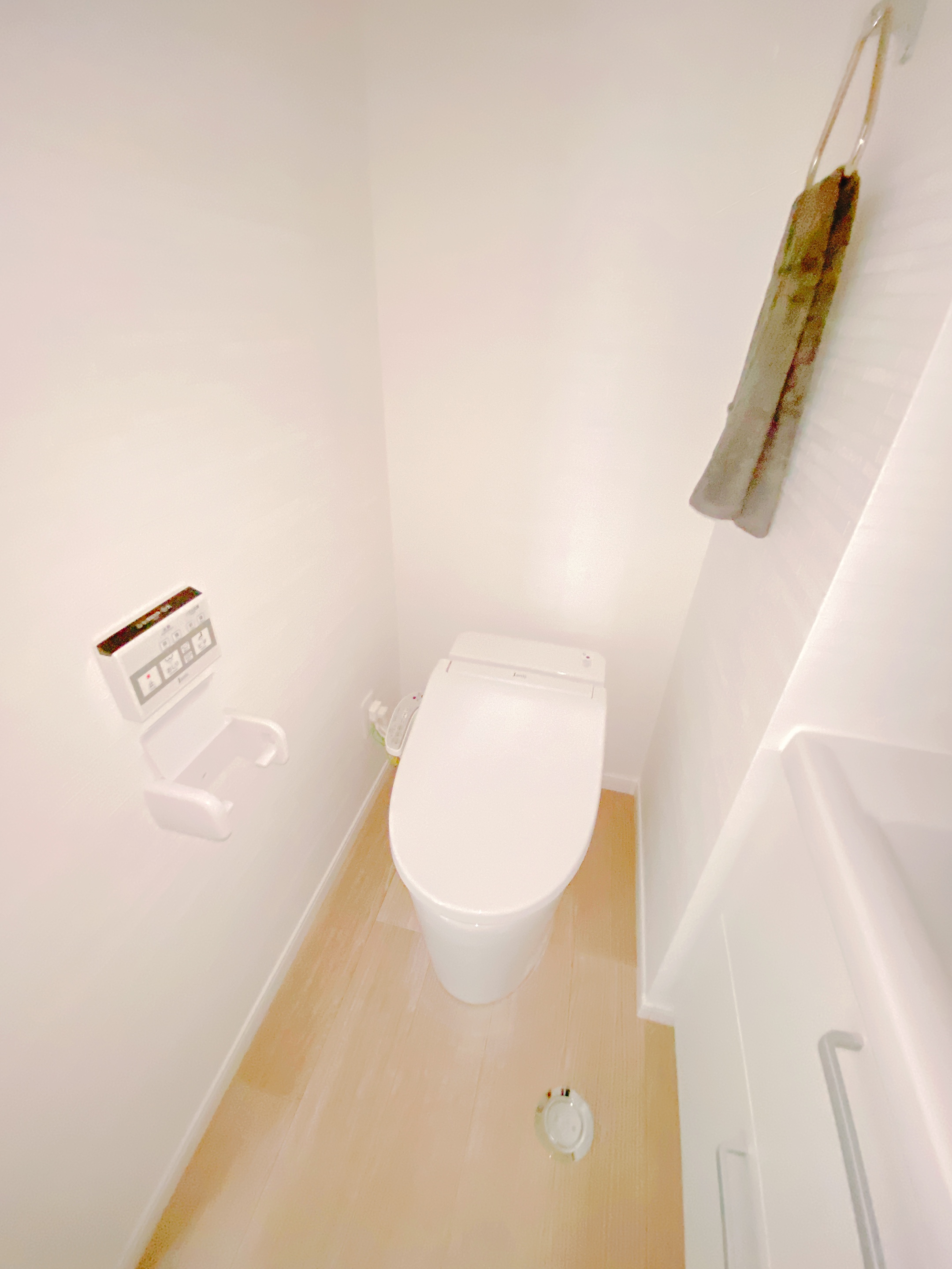 トイレ　ウォシュレット付です♪