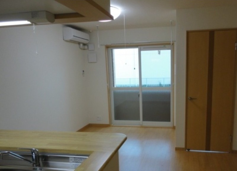 居室・リビング　図面と現状に相違がある場合には現状を優先