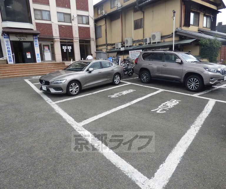 駐車場　駐車場です。