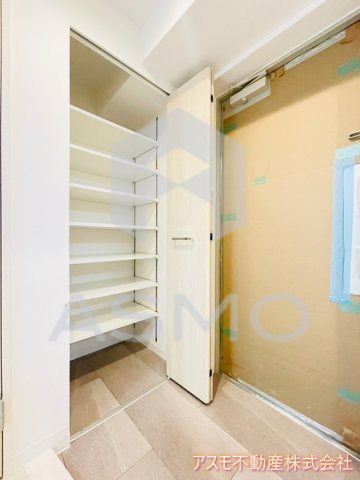 玄関　同マンション別部屋参考写真