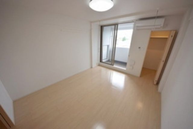 居室・リビング　★7.4帖の居室★