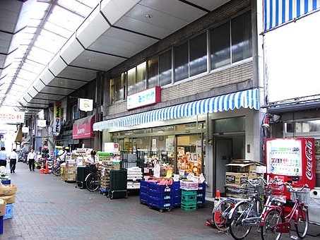 スーパー　株式会社三河屋 佐竹店（スーパー）まで507m