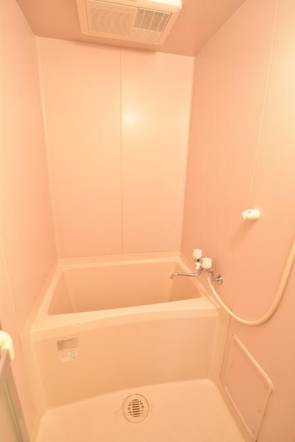 バス・シャワールーム　浴室乾燥機付きのバスルーム♪